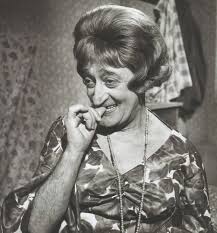 Totò truffa 62 - Lola